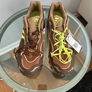 ADIDAS Hoverturf Sneaker